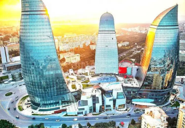 7 otaqlı mənzil Satılır, Səbail, Bakı