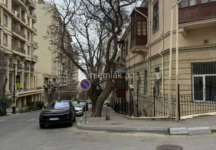 140 m² Obyekt / Ofis Satılır, Səbail, Bakı