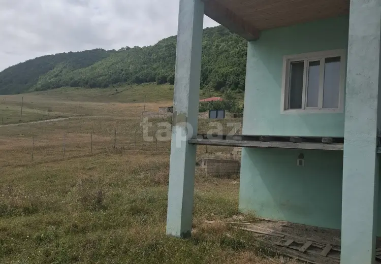 7 otaqlı mənzil , Şamaxı