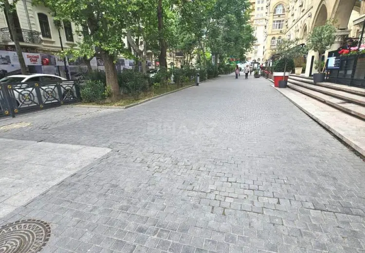 220 m² Obyekt / Ofis Satılır, Sahil qəs., Səbail, Bakı