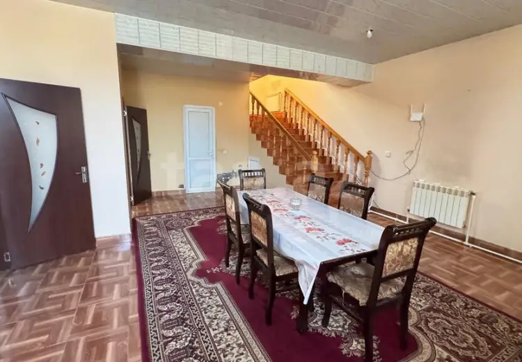 5 otaqlı mənzil , Quba