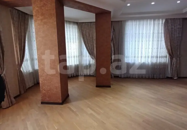 4 otaqlı mənzil , Gəncə