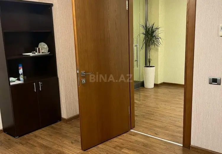 220 m² Obyekt / Ofis Satılır, Xətai, Bakı