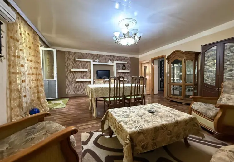 3 otaqlı mənzil , Bakı