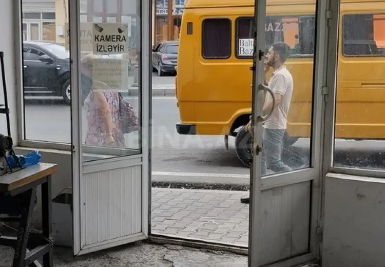 25 m² Obyekt / Ofis Kirayə (aylıq), Şəki