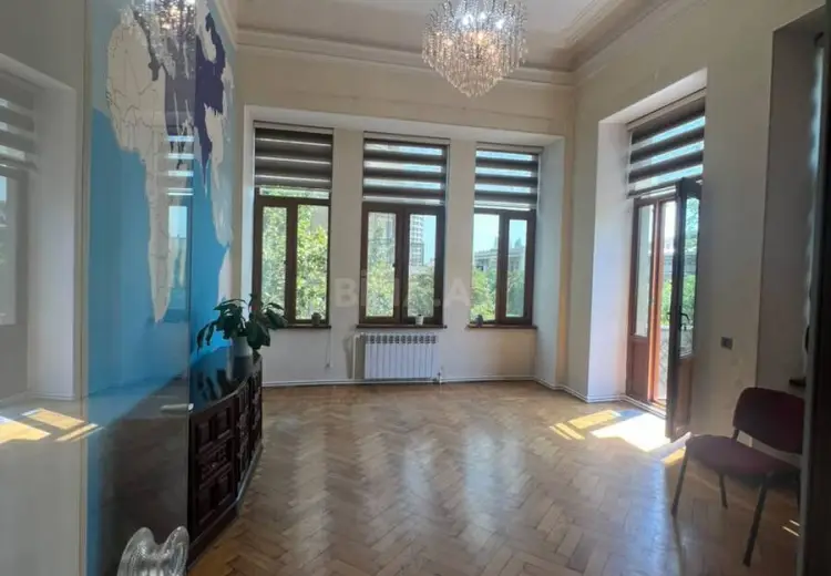 150 m² Obyekt / Ofis Kirayə (aylıq), Yasamal, Bakı
