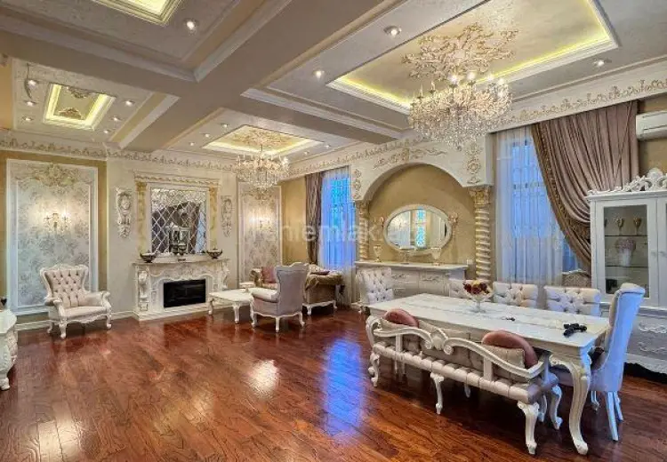 8 otaqlı mənzil Satılır, Badamdar qəs., Səbail, Bakı