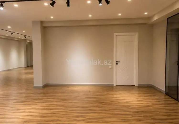 300 m² Obyekt / Ofis Kirayə (aylıq), Nizami, Bakı