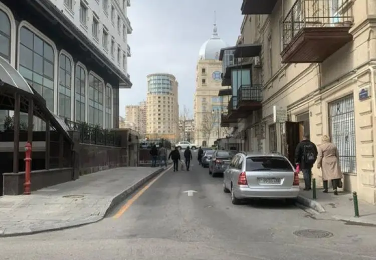 2000 m² Obyekt / Ofis Satılır, Nəsimi, Bakı
