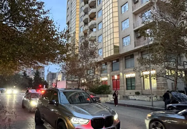 570 m² Obyekt / Ofis Satılır, Nəsimi, Bakı