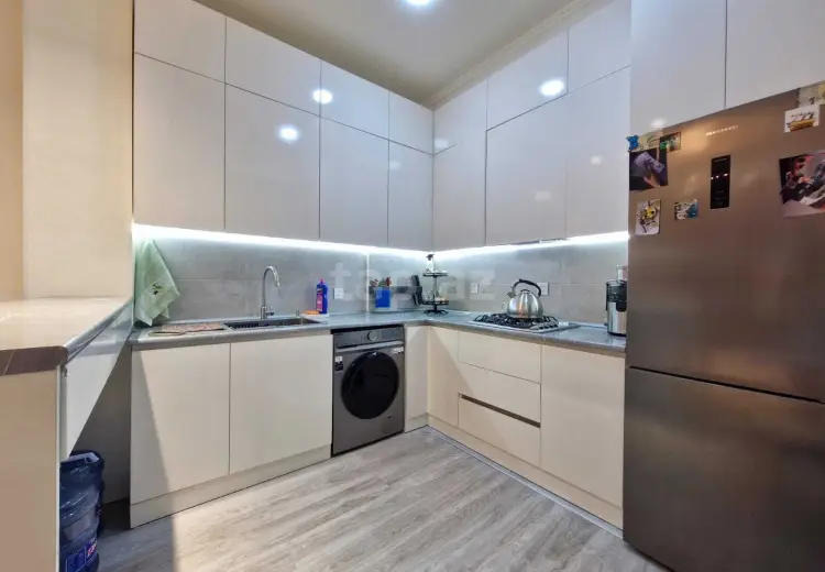 2 otaqlı mənzil , Bakı