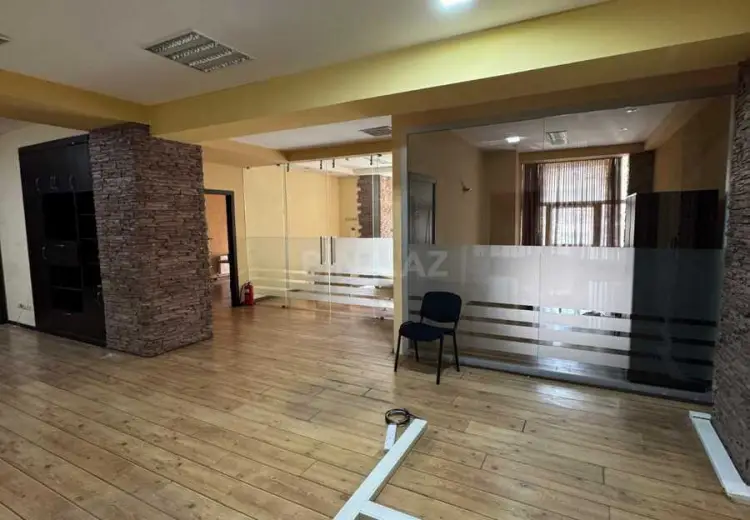 180 m² Obyekt / Ofis Kirayə (aylıq), Nəsimi, Bakı