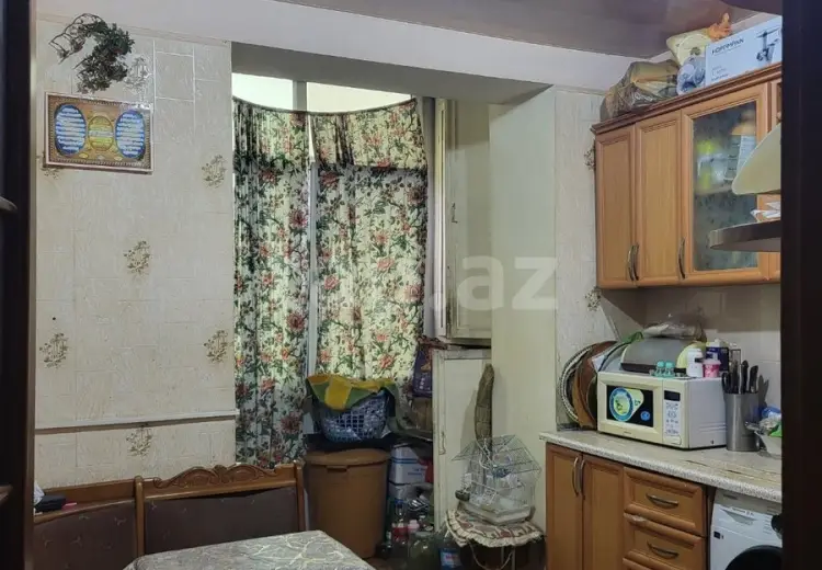 4 otaqlı mənzil , Bakı