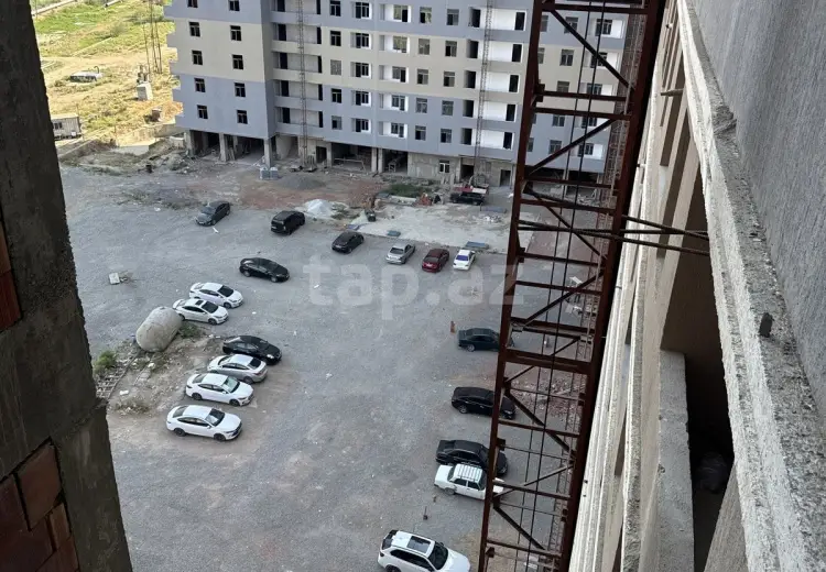3 otaqlı mənzil , Xırdalan