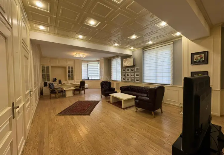 280 m² Obyekt / Ofis Kirayə (aylıq), Nəsimi, Bakı