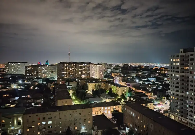 4 otaqlı mənzil Satılır, Badamdar qəs., Səbail, Bakı