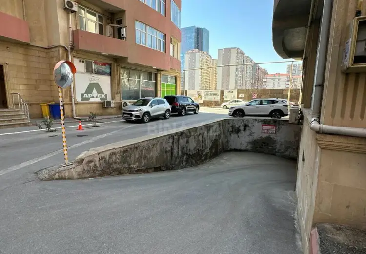 200 m² Obyekt / Ofis Satılır, Xətai, Bakı
