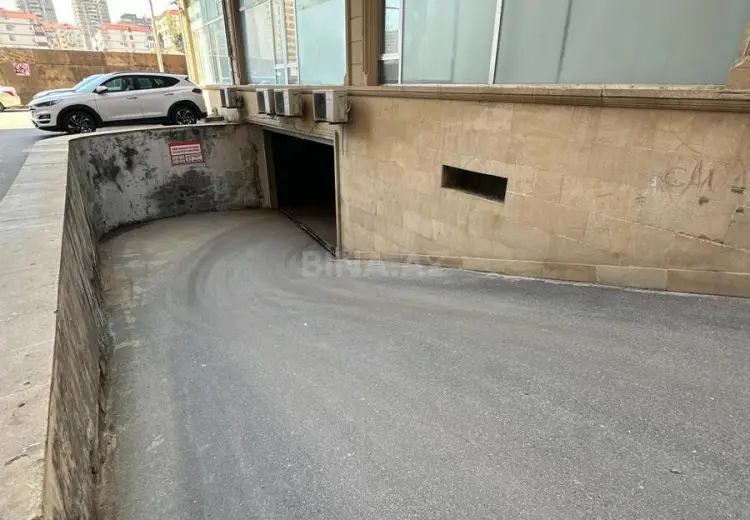 200 m² Obyekt / Ofis Satılır, Xətai, Bakı