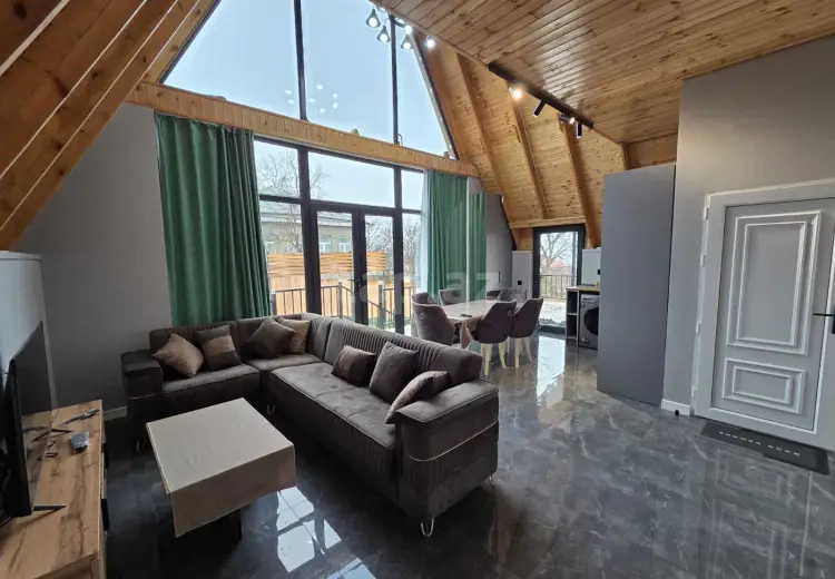 4 otaqlı mənzil , Quba