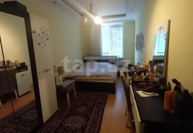 3 otaqlı mənzil , Bakı