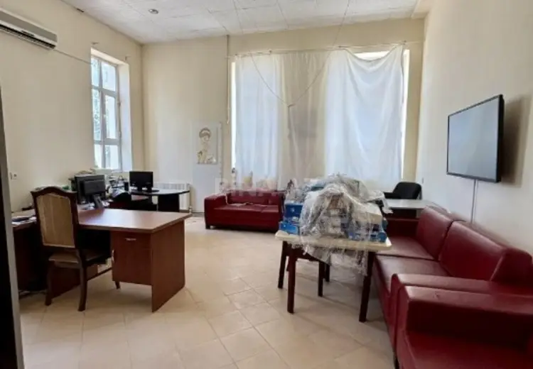 600 m² Obyekt / Ofis Kirayə (aylıq), Nizami, Bakı
