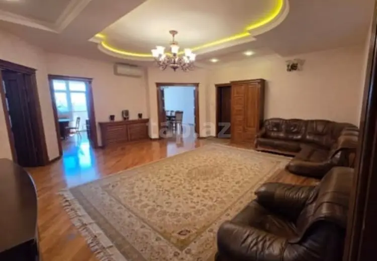 4 otaqlı mənzil , Bakı