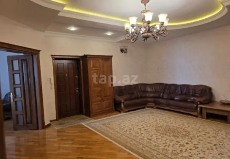 4 otaqlı mənzil , Bakı