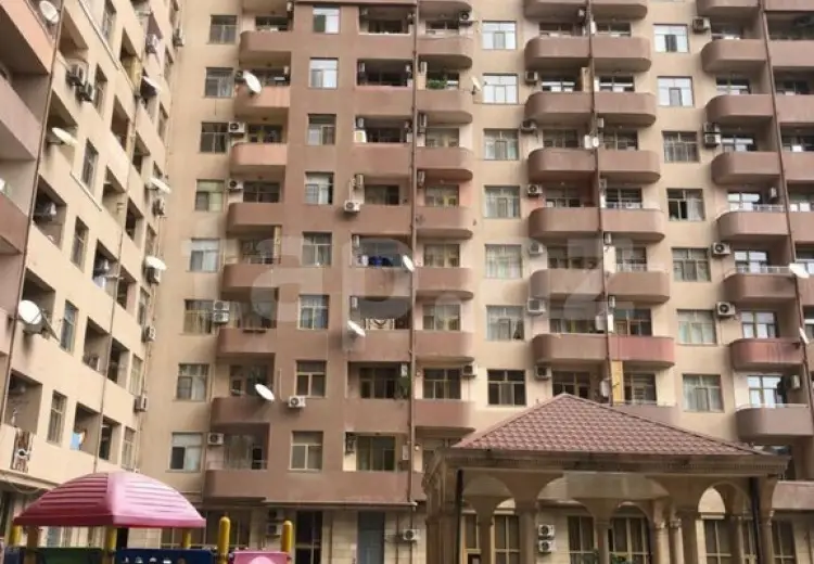 4 otaqlı mənzil , Bakı