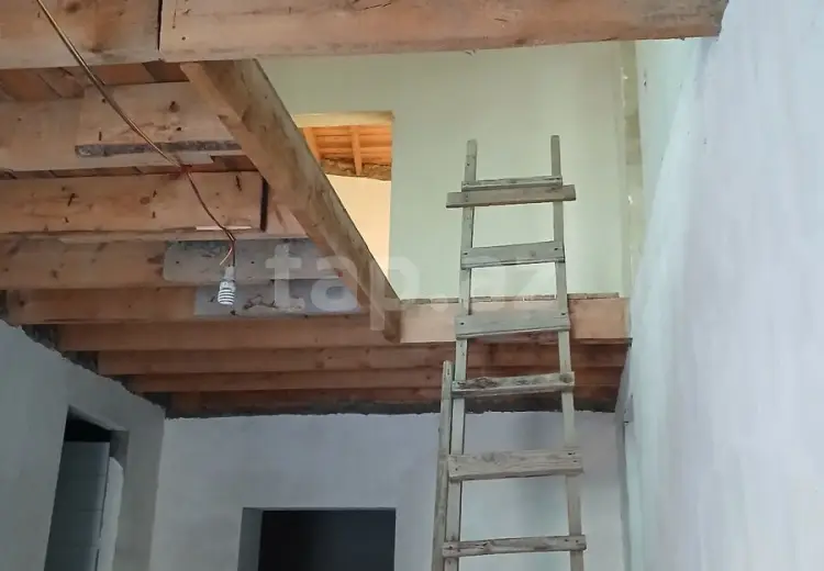 5 otaqlı mənzil , Bakı