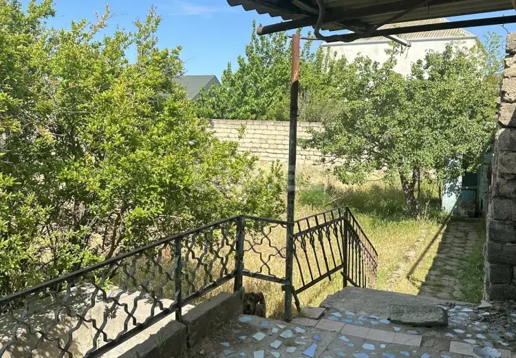 4 otaqlı mənzil , Bakı