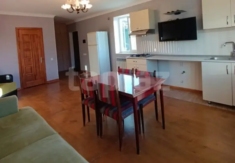 12 otaqlı mənzil , Quba
