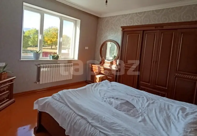 12 otaqlı mənzil , Quba