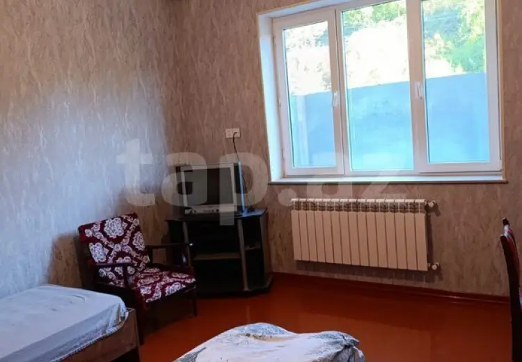 12 otaqlı mənzil , Quba