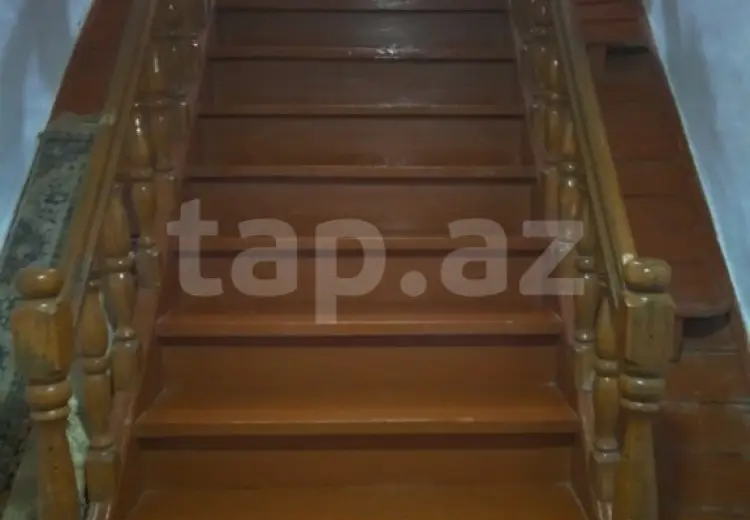 8 otaqlı mənzil , Qusar