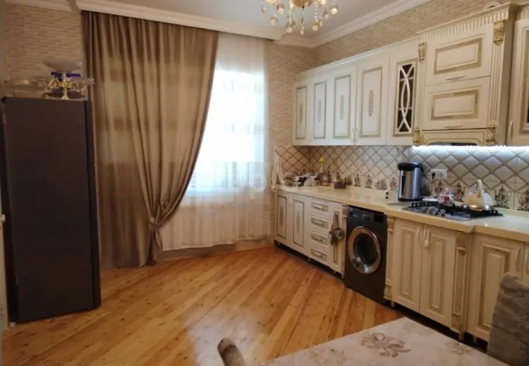 7 otaqlı mənzil , Sumqayıt