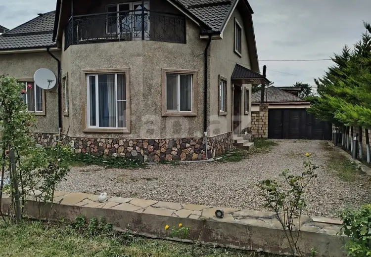 6 otaqlı mənzil , Qusar