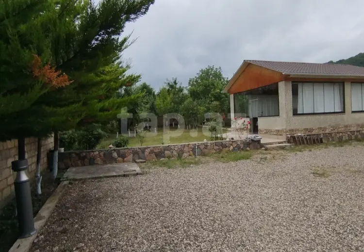 6 otaqlı mənzil , Qusar