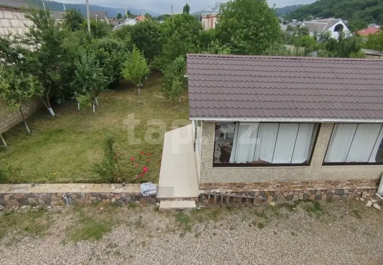 6 otaqlı mənzil , Qusar
