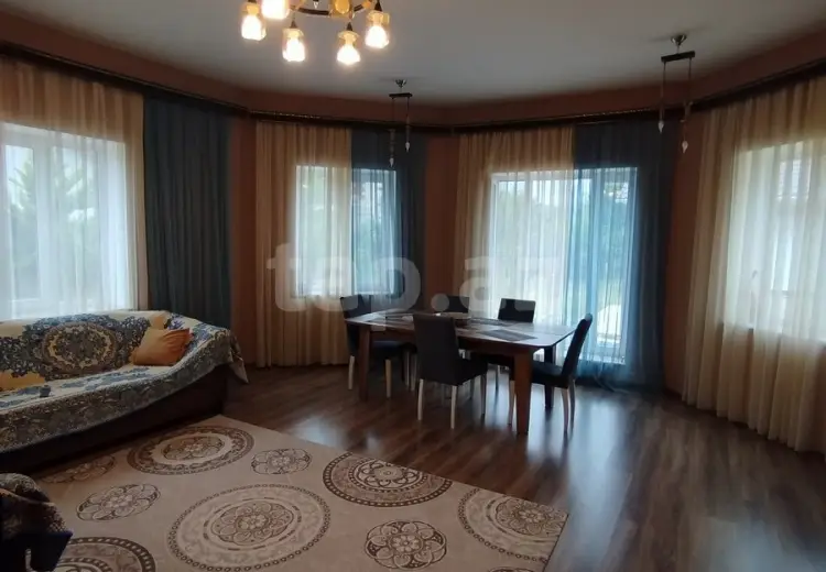 6 otaqlı mənzil , Qusar
