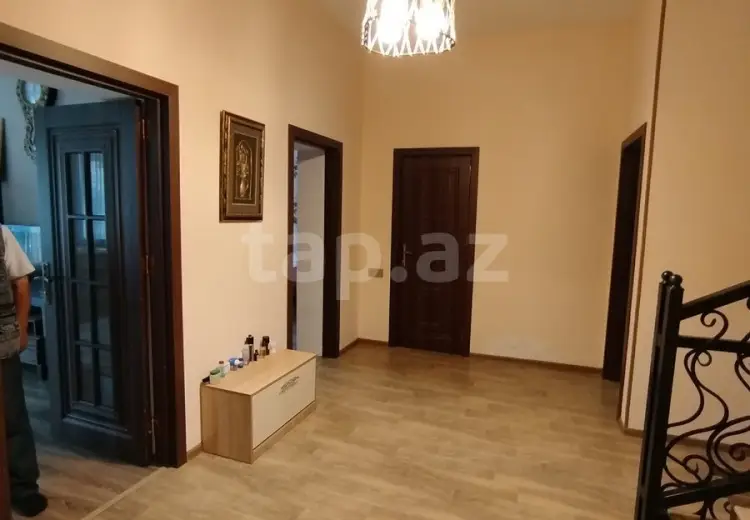 6 otaqlı mənzil , Qusar