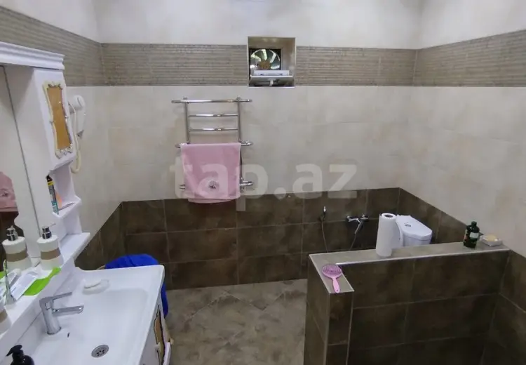 6 otaqlı mənzil , Qusar