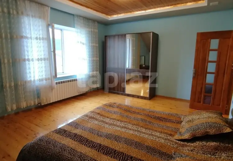 6 otaqlı mənzil , Qusar