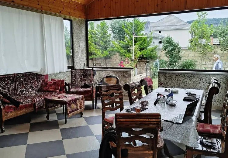 6 otaqlı mənzil , Qusar