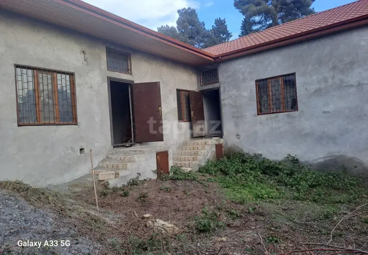7 otaqlı mənzil , Şəki