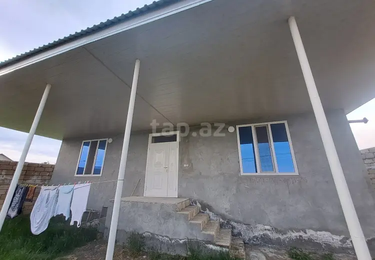 4 otaqlı mənzil , Şəki