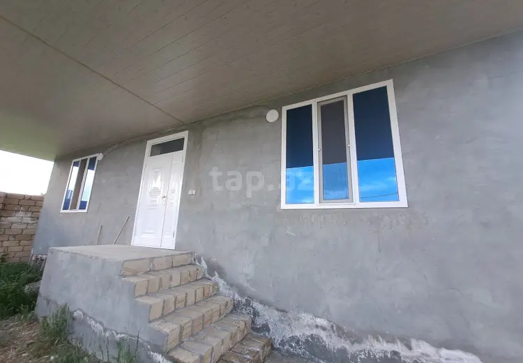 4 otaqlı mənzil , Şəki