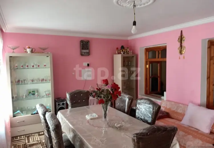 5 otaqlı mənzil , Şəki