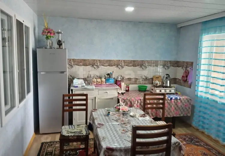 5 otaqlı mənzil , Şəki