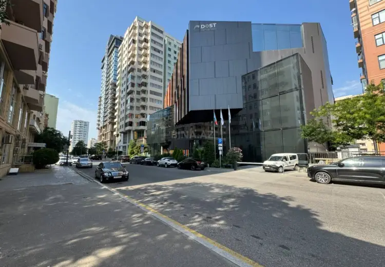 220 m² Obyekt / Ofis Kirayə (aylıq), Yasamal, Bakı