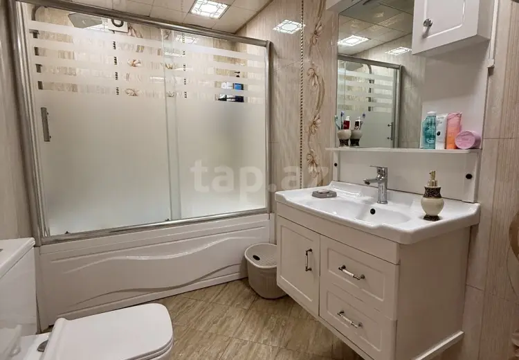 3 otaqlı mənzil , Bakı